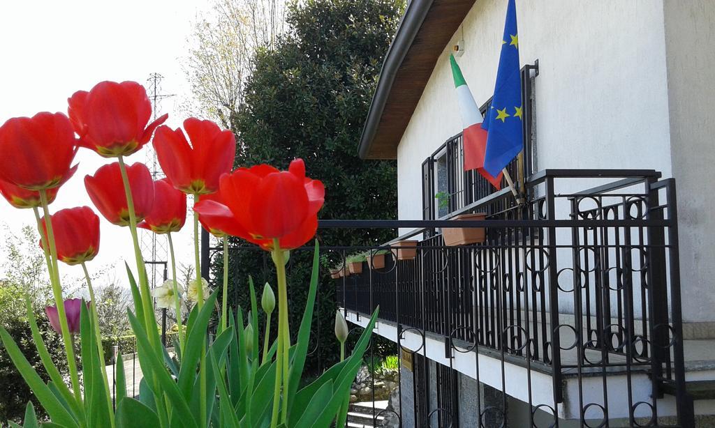 B&B Villa Mirella Casnate Con Bernate Luaran gambar