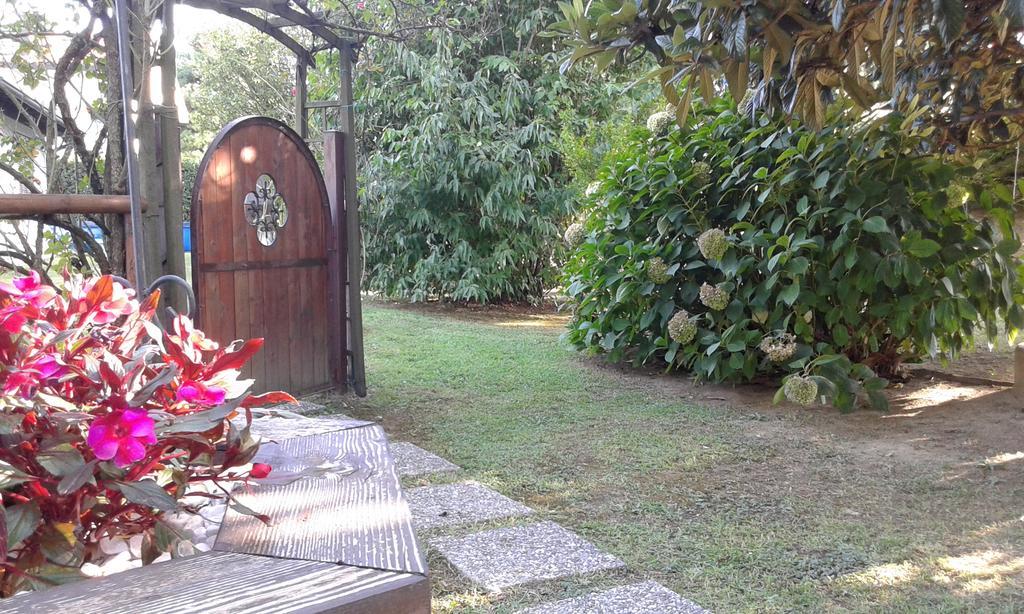 B&B Villa Mirella Casnate Con Bernate Luaran gambar