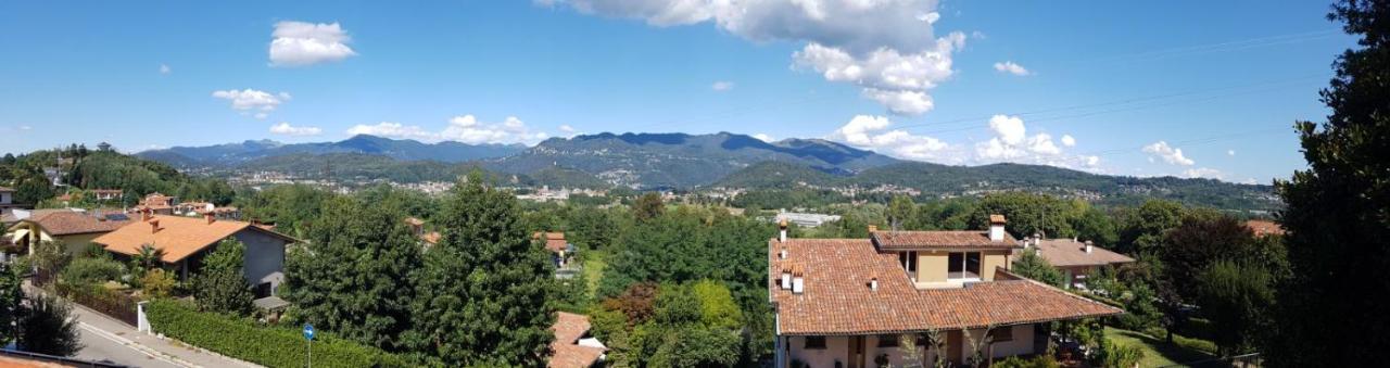 B&B Villa Mirella Casnate Con Bernate Luaran gambar
